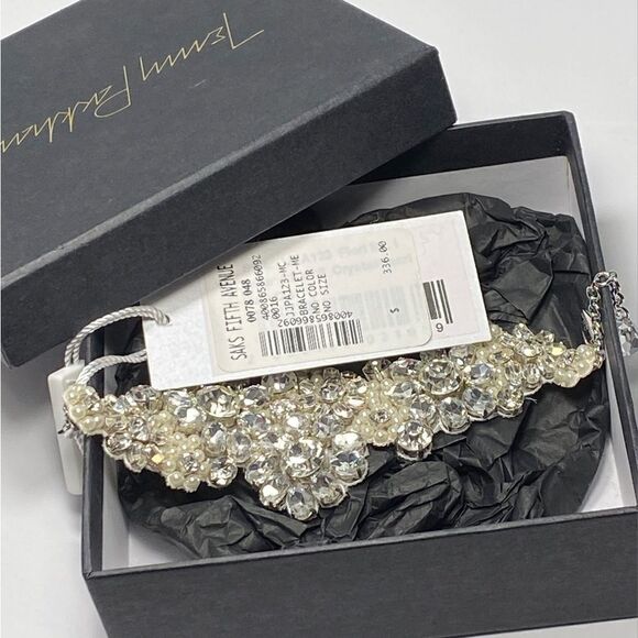 Jenny Packham Jewelry - Jenny Packham Fiori Bracelet Crystal/pearl